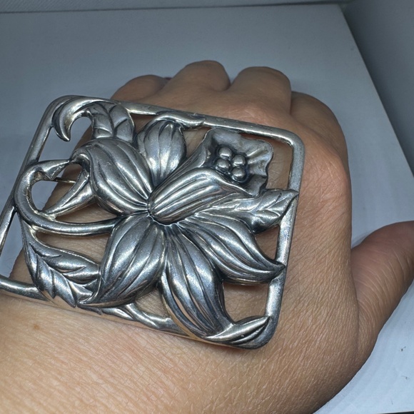 Vintage Danecraft Sterling Silver Flower Brooch Pin C Clasp 22 g - Picture 4 of 6